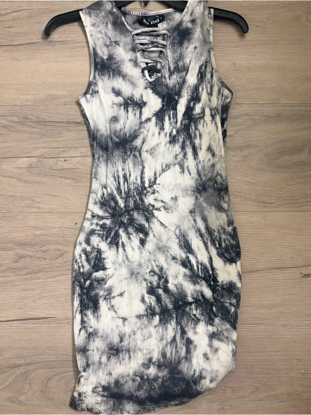 Sleeveless Tie-Dye Ribbed Bodycon Dress - Black & White